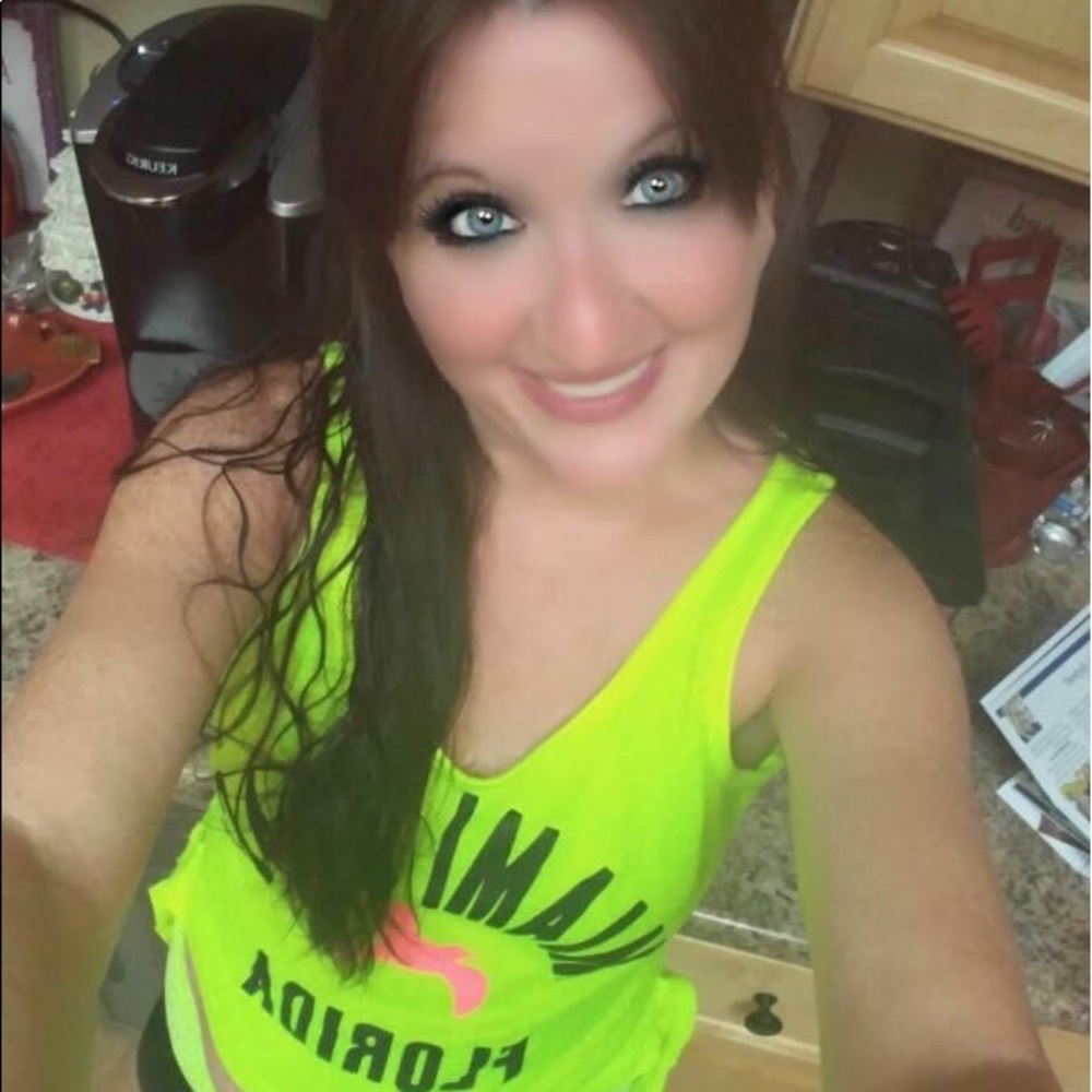 Meet your Posher, Sharon